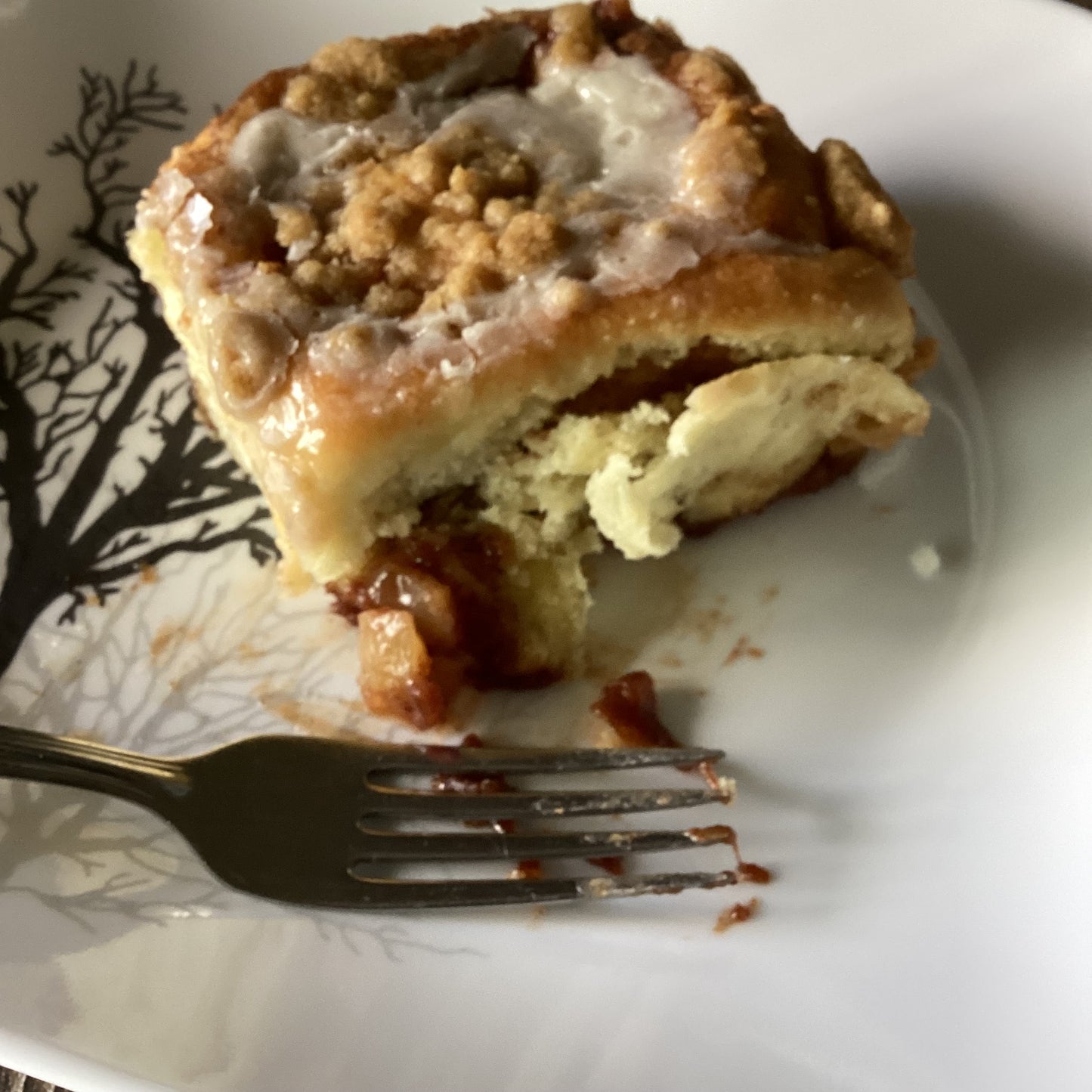 Apple Crumb Cinnamon Rolls (Box of 6)