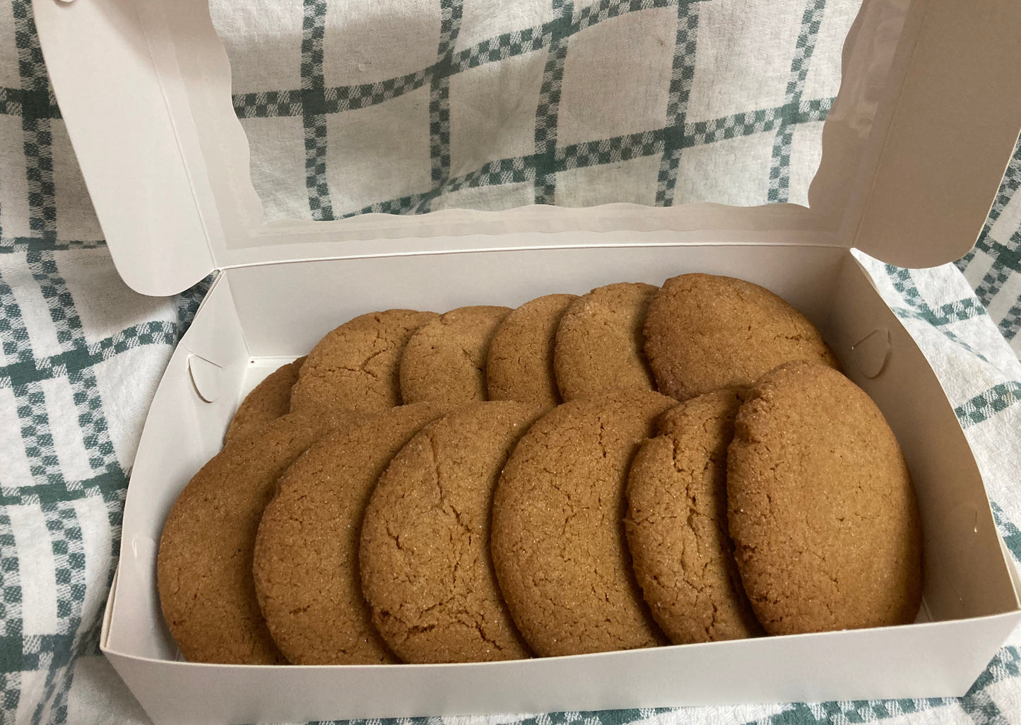 Ginger Molasses Cookies (Half Dozen)