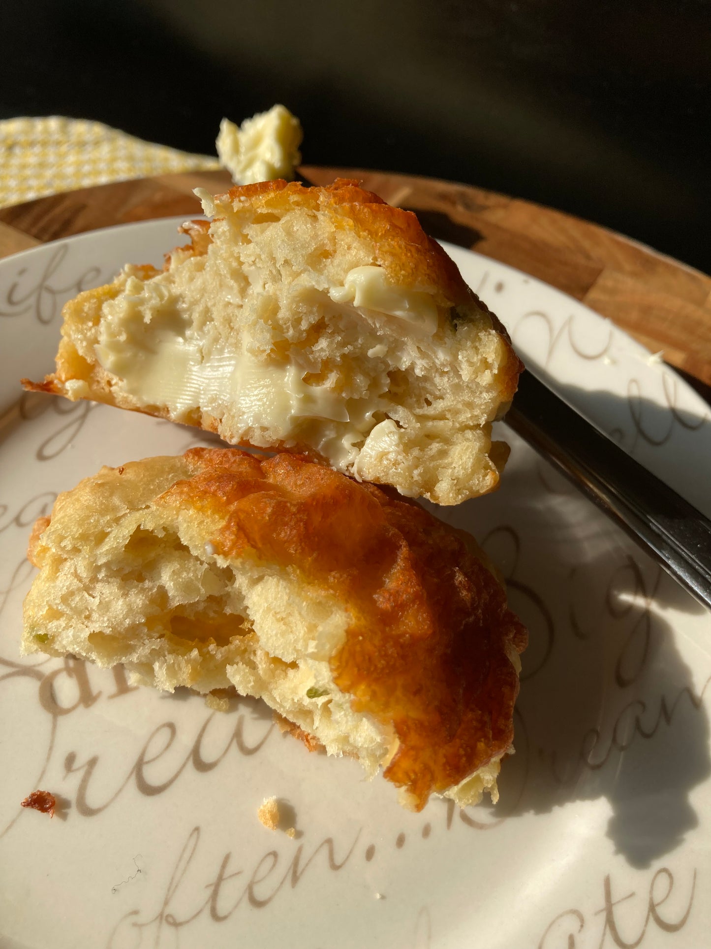 Cheddar Chive Scones (Box of 6)